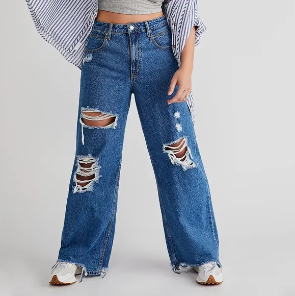NEW Free People Sapphire Blue CRVY Destructed Straight Leg Jeans 27