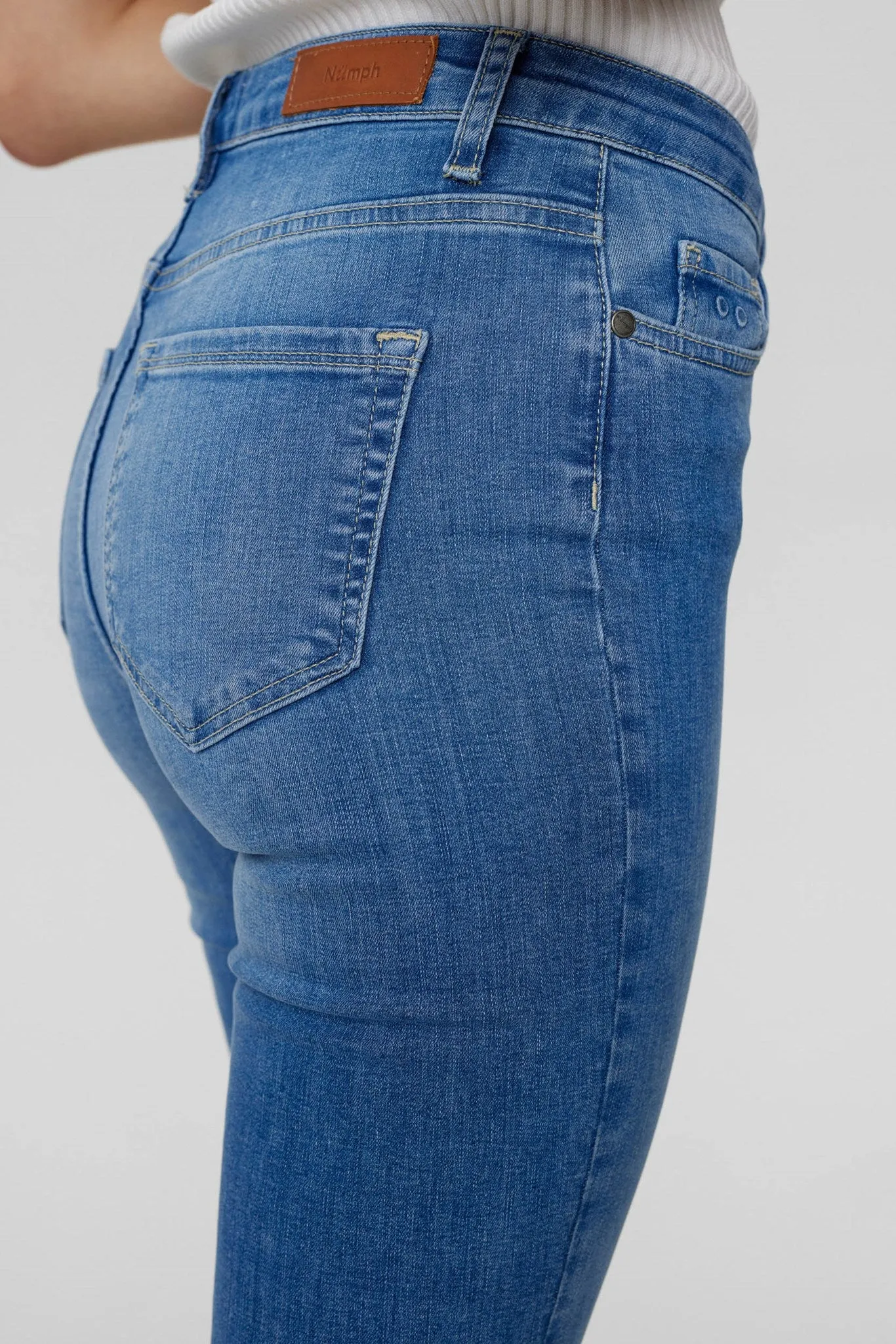 NUSIDNEY JEANS CROPPED LIGHT BLUE  - Light Blue Denim