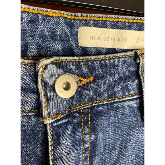 NWOT Anthropologie Pilcro Flare High Rise Jeans Floral Embroidery 29