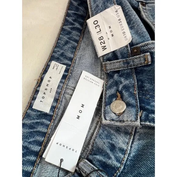 NWT TopShop Size US 6 Mom Jeans Ripped High Waited, Tapered Leg MSRP$75