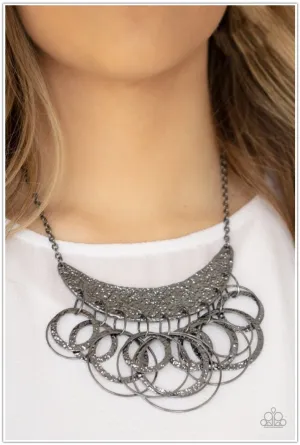 Paparazzi - Metro Eclipse - Black Necklace
