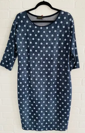Polka dot Adele