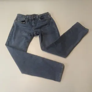 Rag &amp; Bone Size 26 Dre Low Rise Boyfriend Jeans