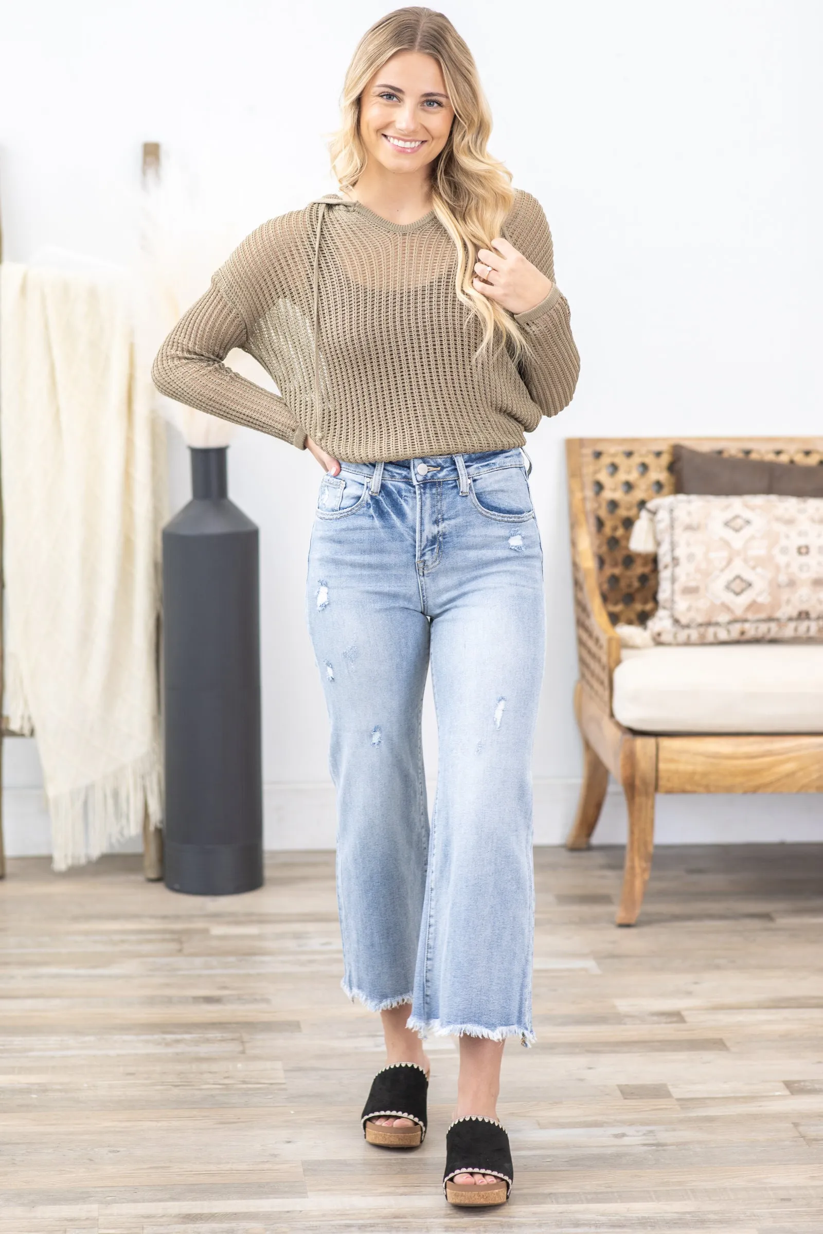 Risen Light Wash Crop Wide Fray Hem Jeans