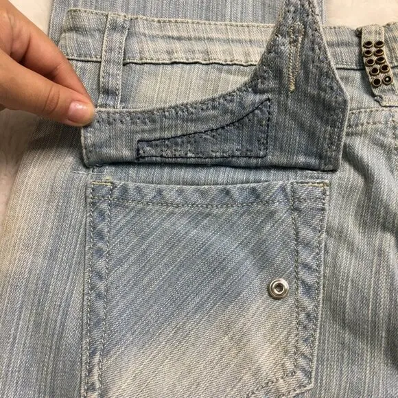 Robin's Jean Women's Blue Light Wash Jeans Size 28 x 35&quot;