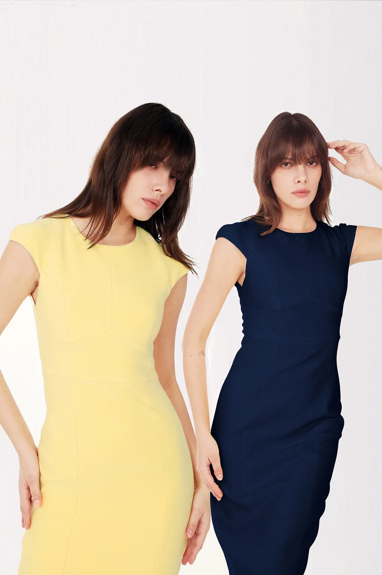 ROUND NECK-LINE DRESS IN BURGUNDY