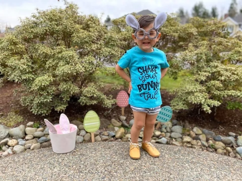 Shake your Bunny Tail Kids Tee