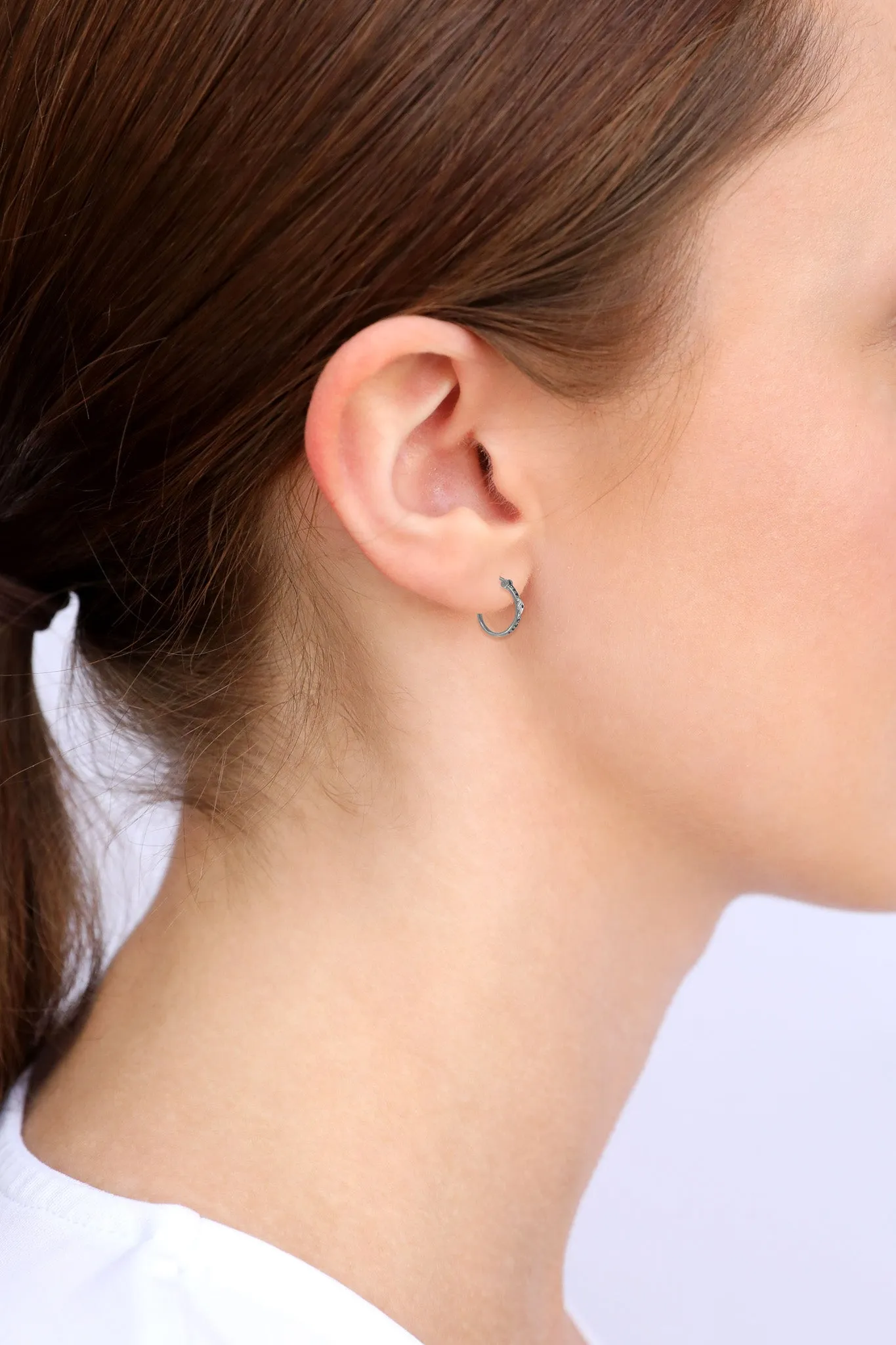 SILVER CRIVELLI HOOP EARRING