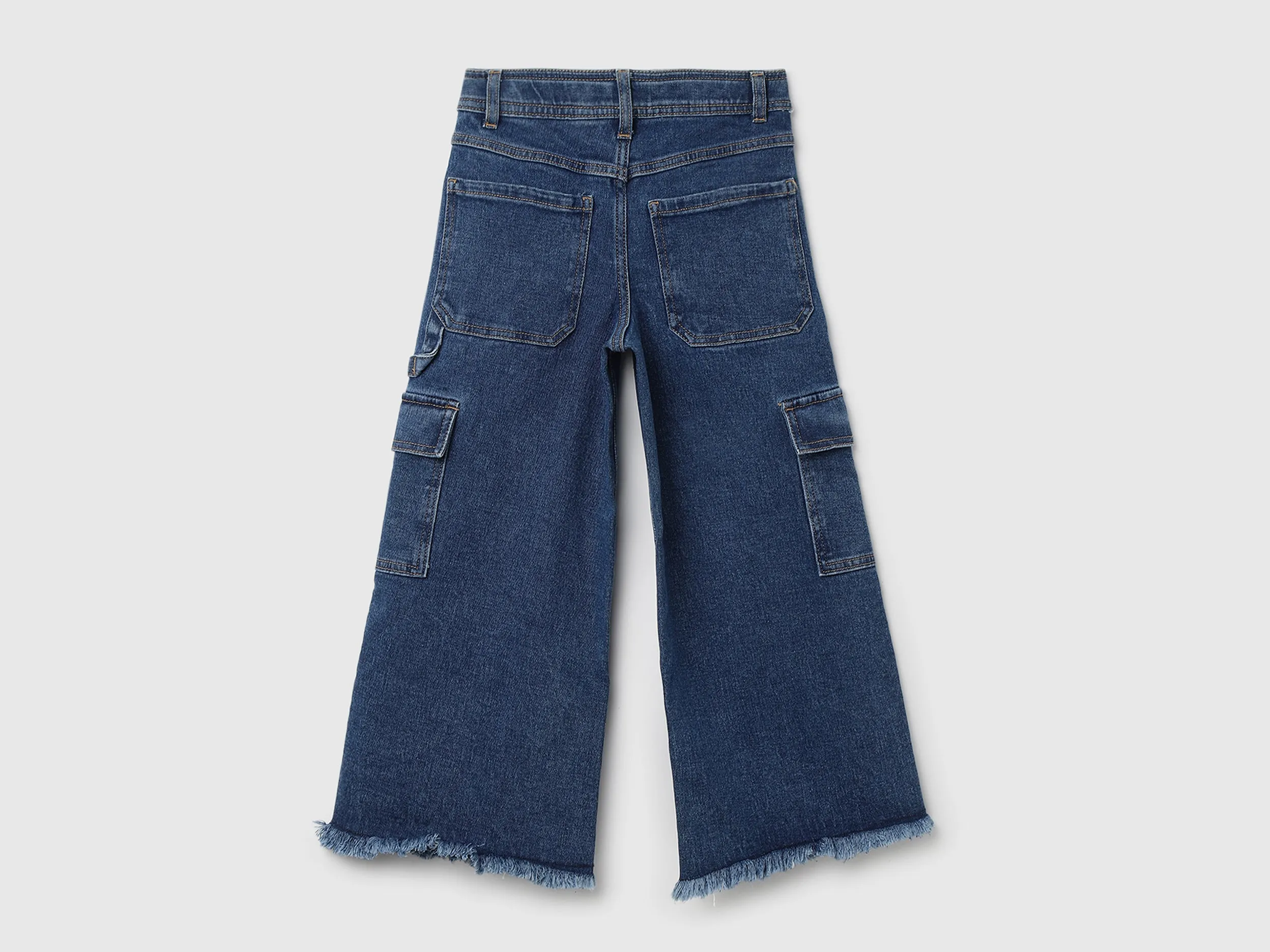 Solid Wide Leg Mid Rise Jeans