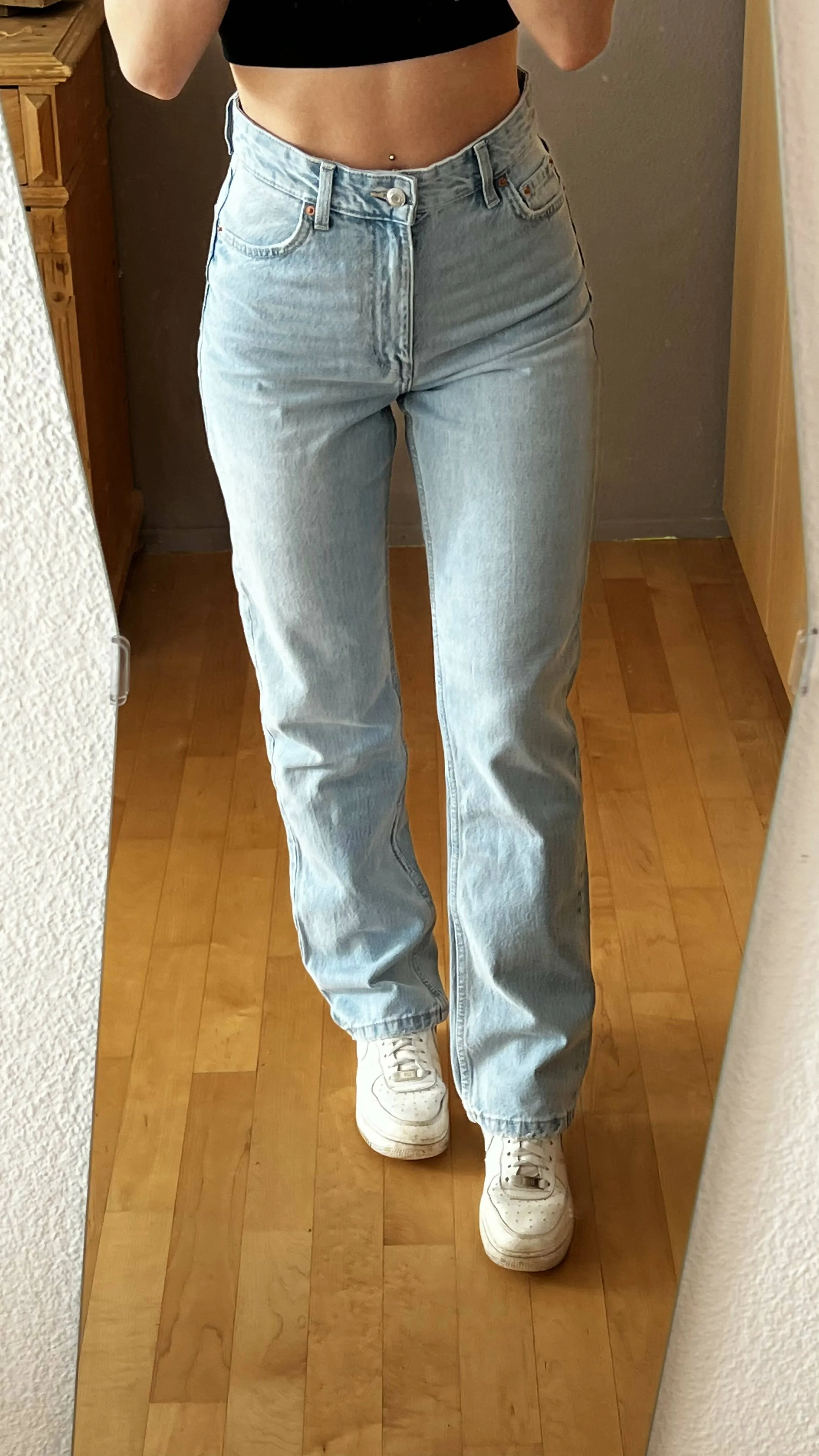 streight light blue jeans - Bershka
