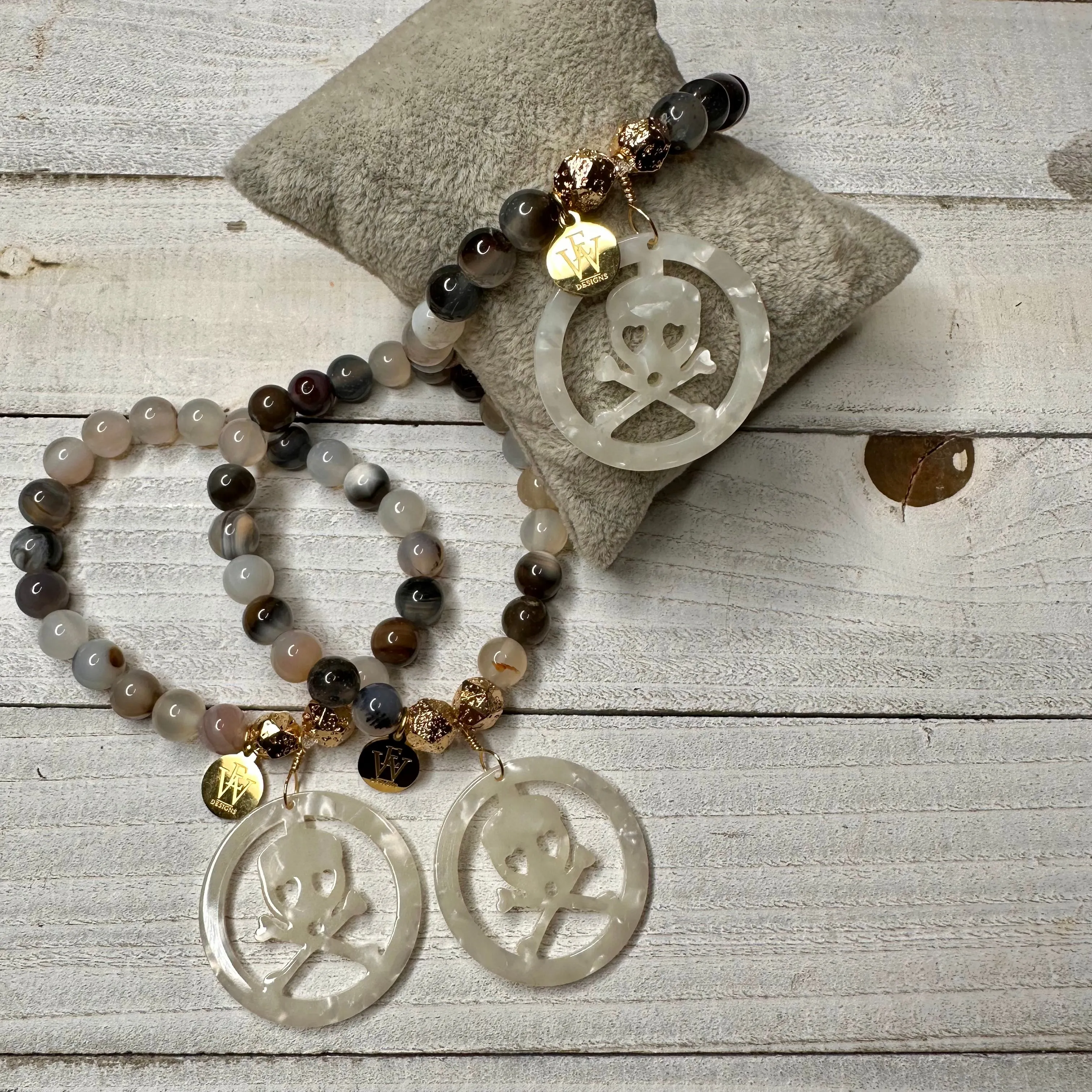 Stretchy 6mm Agate Beads Bracelet with an acetate crossed bones and skull charm 410-12 | Erika Williner Designs