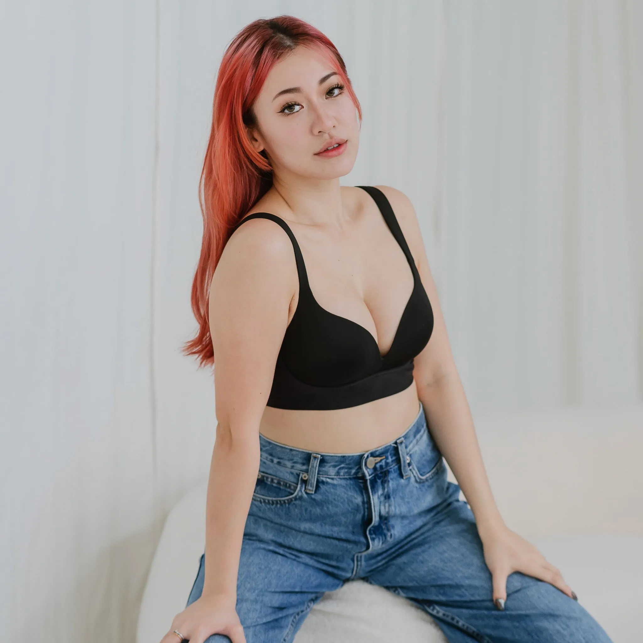 Support Plus! Low-Plunge U-Back Wireless Bra in Black