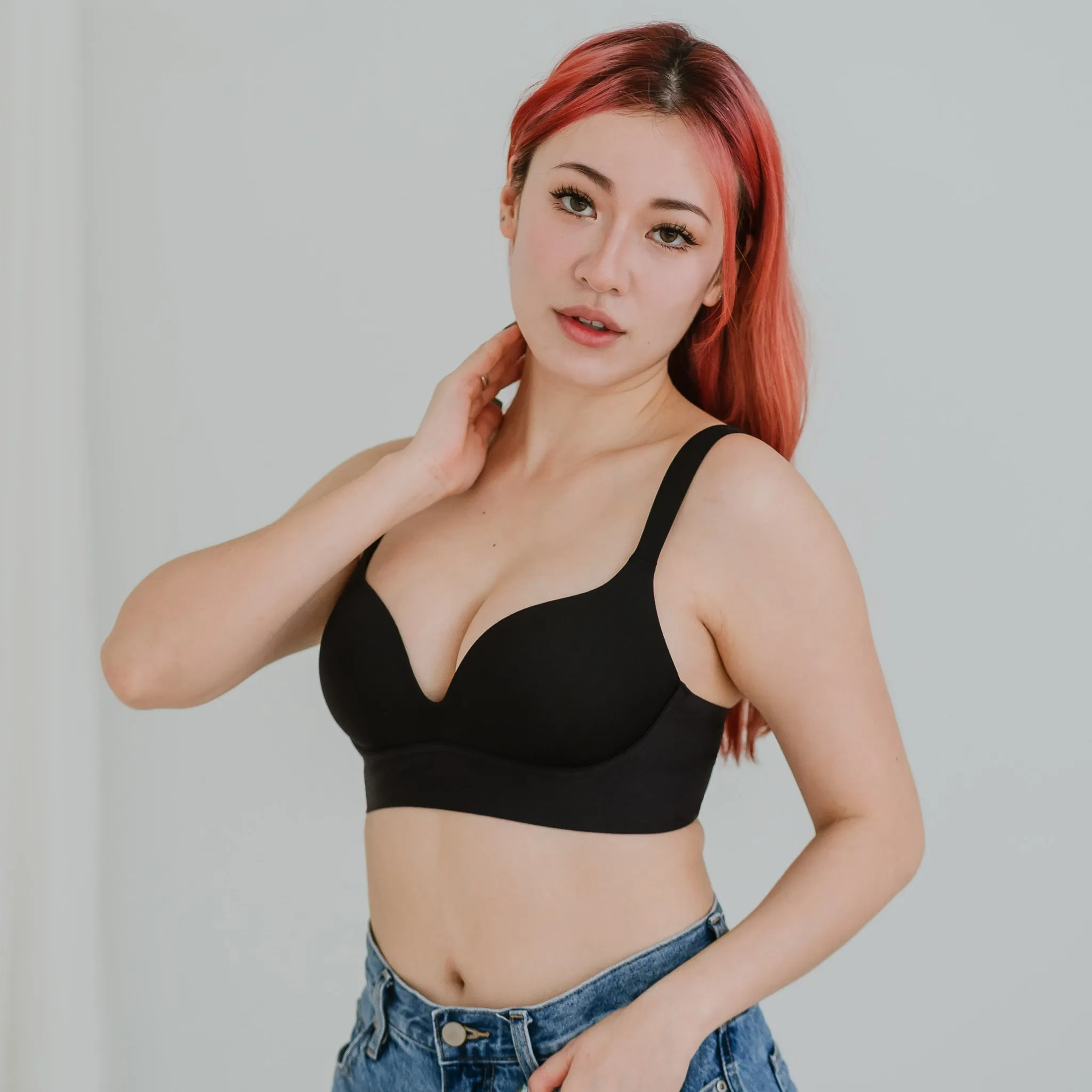 Support Plus! Low-Plunge U-Back Wireless Bra in Black