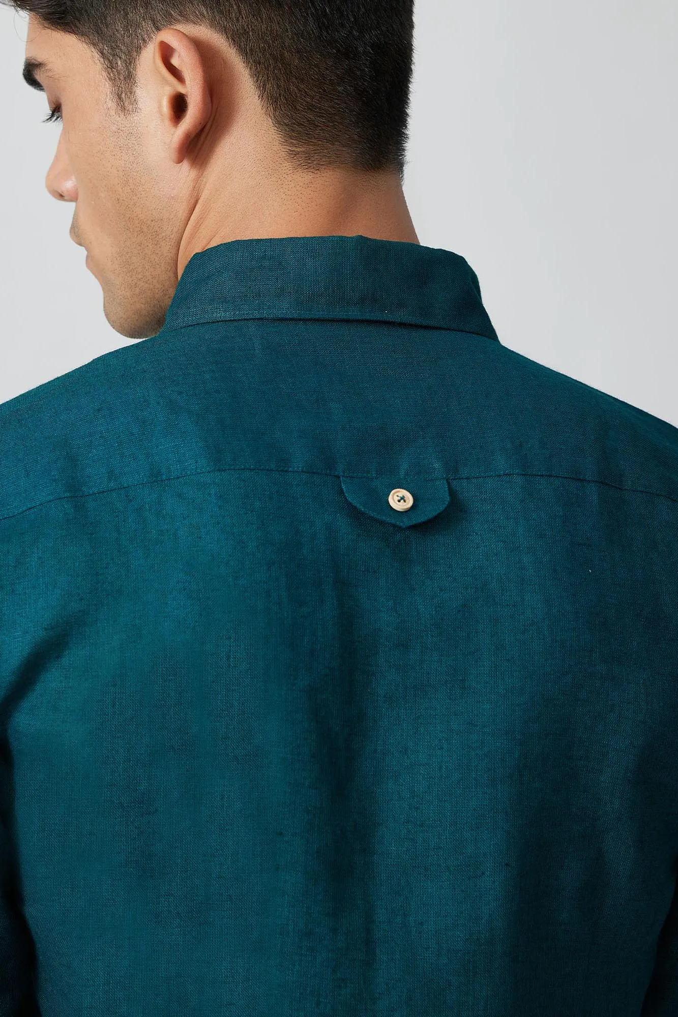 The Linen Shirt