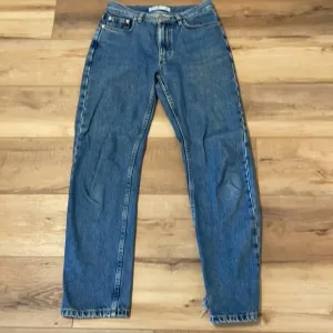 Tommy Hilfiger women size 6 denim medium blue jeans high rise cotton vintage y2k