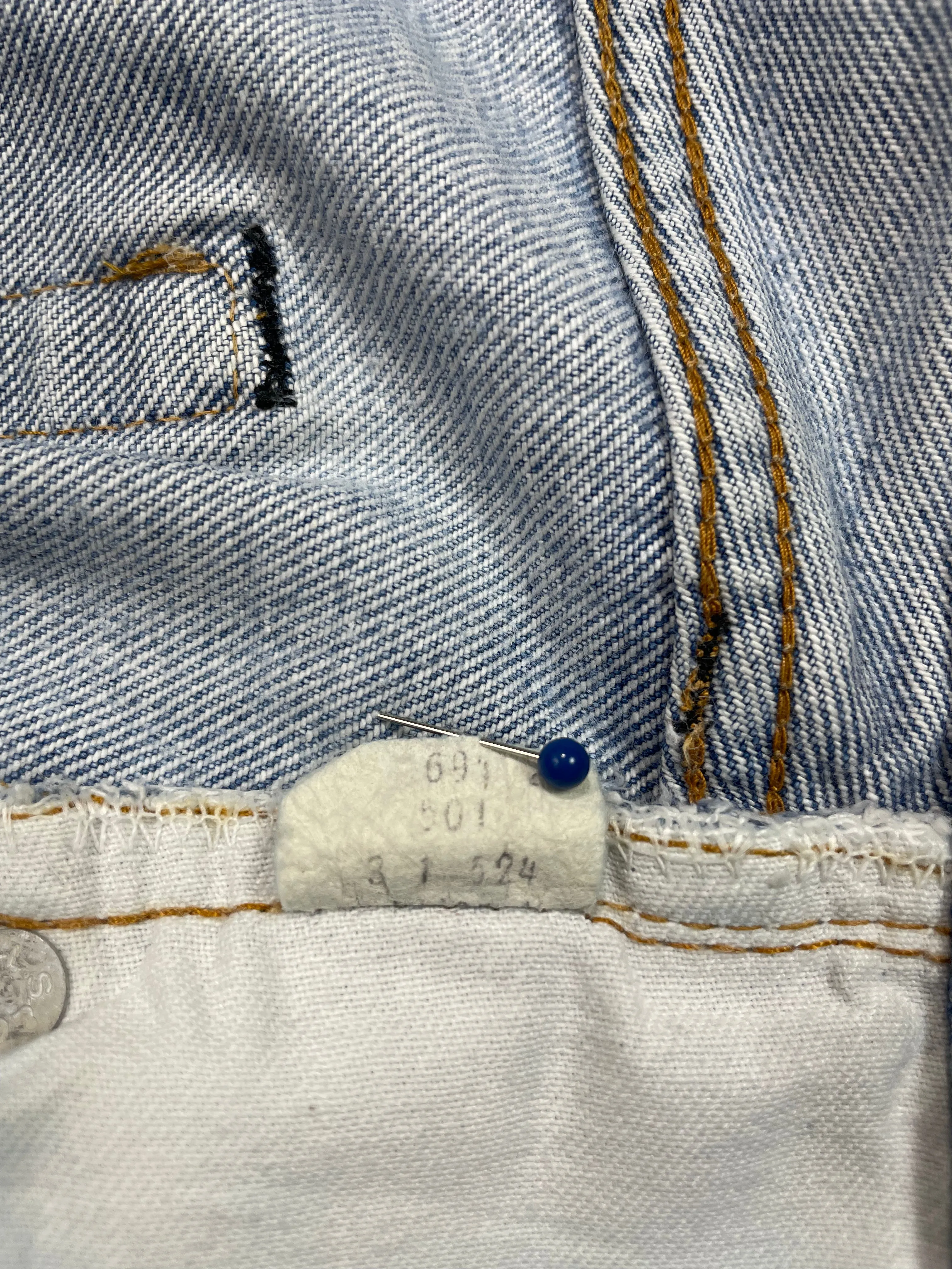 Vintage Levi Double-Stitch 501 Redline Denim Jeans (JYJ-0332)