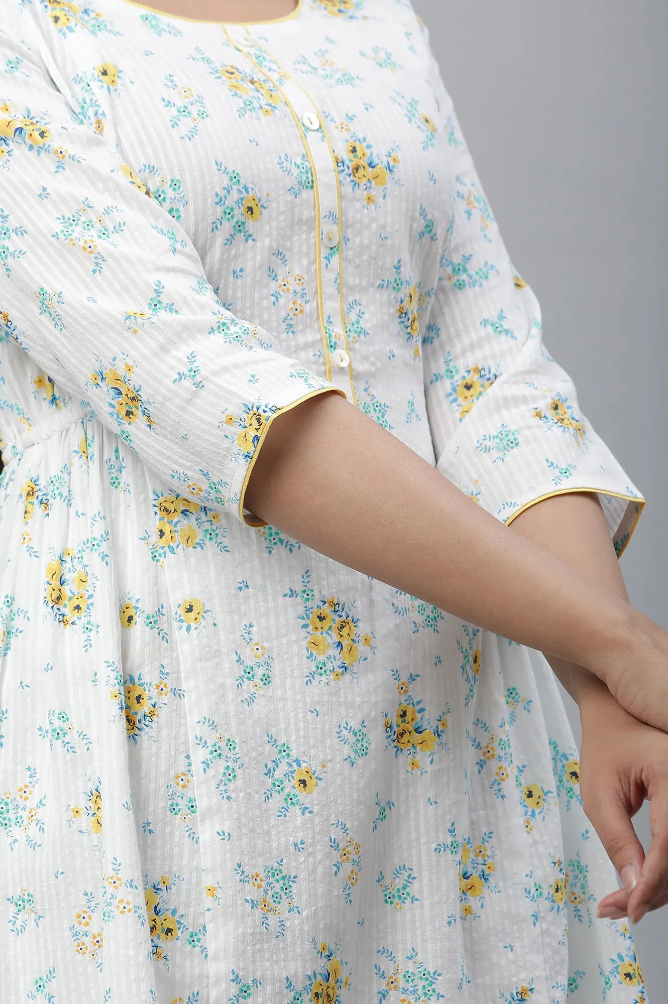 White Seer Sucker Kurta & Pants Co-ord Set