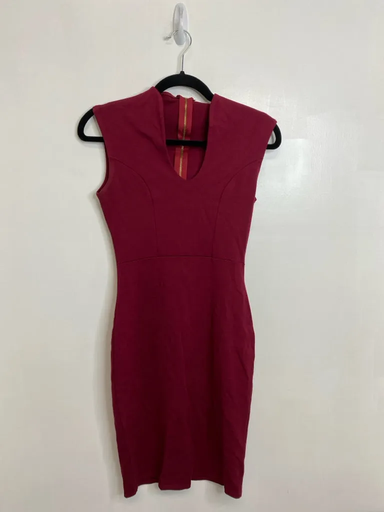 Womens Size Sm Misses Red Roller Coaster Dress